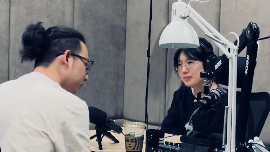故事 FM 录制现场
